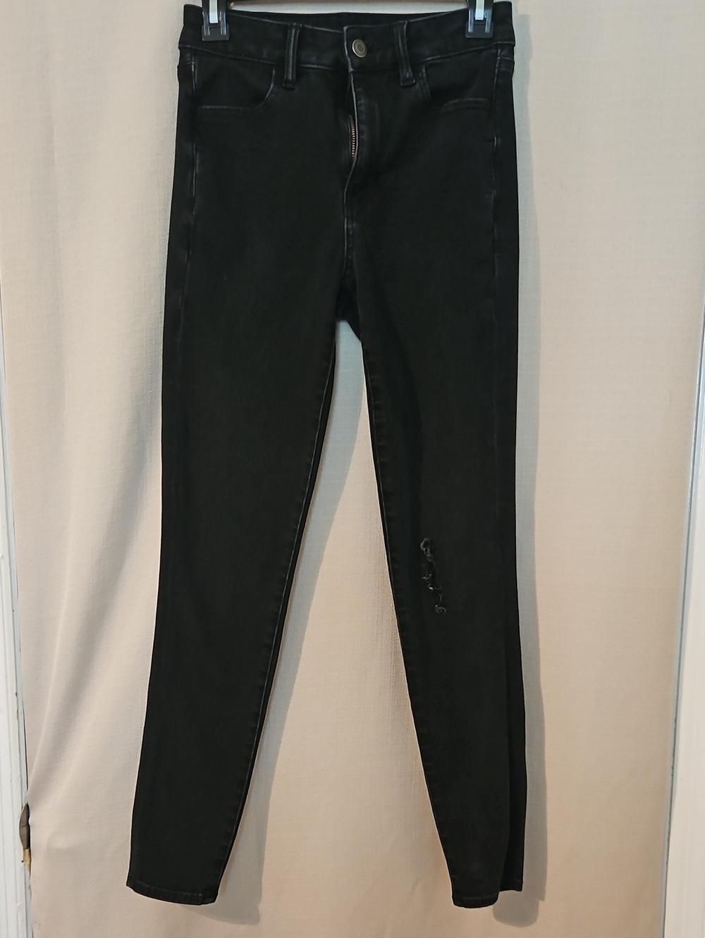 American Eagle Outfitters Black High-Rise Skinny Jeans